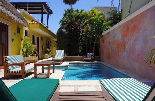 Colonia Salina Chica Apartamento | Suite de un dormitorio, sereno, piscina, jardines, terraza en la azotea con vistas