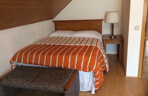 Kindsbach Casa | Suite de un dormitorio a suite de tres dormitorios.
