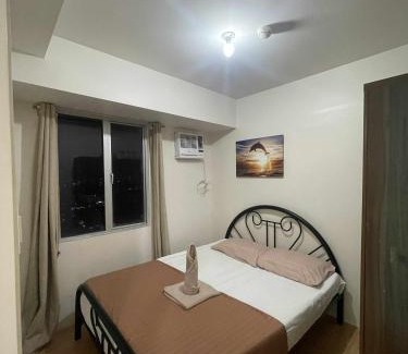 Lahug Apartamento | One Bedroom Unit- Avida Tower IT Park Cebu - Villahermia Staycation