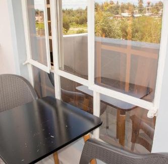 Nanyuki Apartamento | One bedroom unit with wi-fi & parking