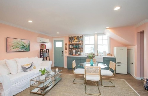 Hillsboro Village Apartamento | One Block from Belmont Guest Suite-2 BR-Sleeps 6
