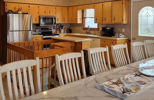South Bethany Harbor Casa | One Block to Beach Waterfront Family Reunion Group Retreat House con dos cocinas