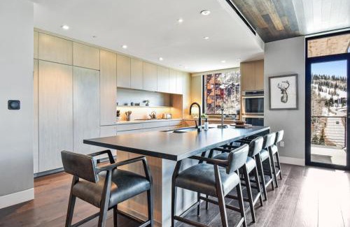 Empire Pass Casa | One Empire #303
