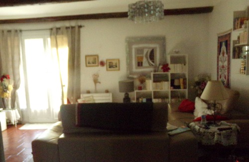 Peyrolles-en-Provence Casa | One hour from the Alps, the blue coast, the Luberon, nearby aquatic center.