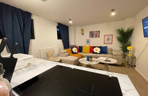 Klein-Antwerpen Apartamento | One Lux Stay Near Antwerp Central - Studio Apartment
