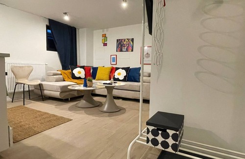 Klein-Antwerpen Apartamento | One Lux Stay Near Antwerp Central - Studio Apartment