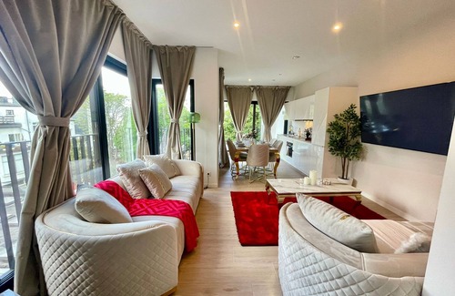 Klein-Antwerpen Apartamento | One Lux Stay Near Antwerp Central - 3 Bedroom 1.5 Bathroom