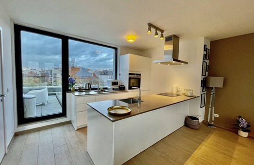 Klein-Antwerpen Apartamento | One Lux Stay near Diamond District