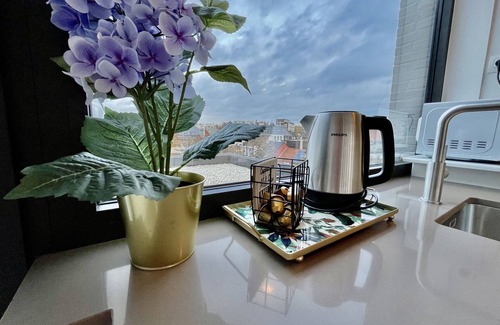 Klein-Antwerpen Apartamento | One Lux Stay near Diamond District