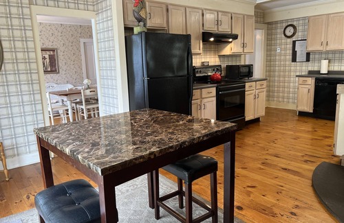 Cooperstown Casa | One mile from Cooperstown Dream Park ~ 5 minutes to The Village of Cooperstown