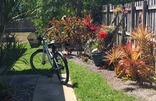 Delray Beach Casa | Clean Beach Cottage- 1 milla de la avenida Atlantic. & la playa