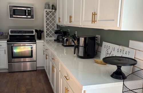 Warsaw Casa | One of a kind 4-bedroom barndominium in Warsaw, Ohio on 23 wooded acres.