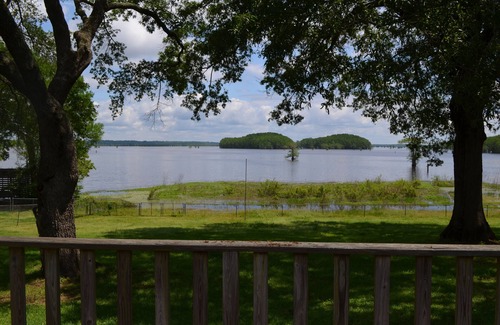 Karnack Casa | Único retiro de Caddo Lake con vistas espectaculares de la costa
