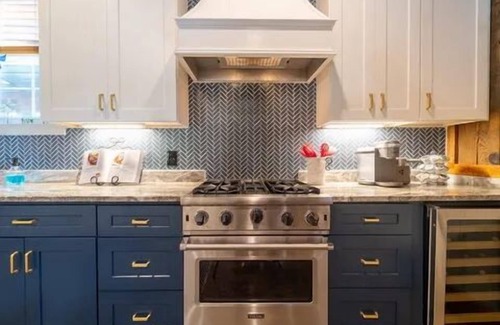 Oxford Casa | One of a kind gated home with acreage. Minutes from the square. A must see!!