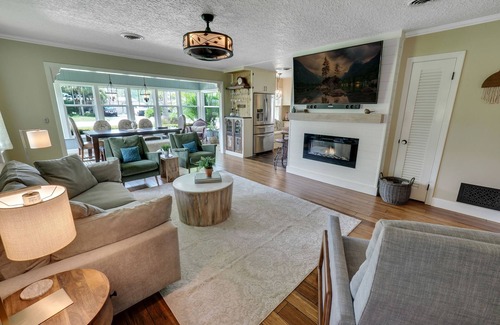 Venice Casa | One-of-a-Kind Home! Pet Friendly, Fenced, Private Pool! 1 mi to Downtown & Beach