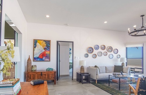 La Choya Casa | *Premier Host* One-of-a-Kind La Oficina Oceanfront/Laguna Shores
