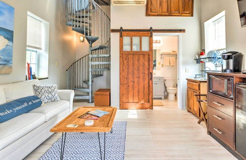 St. Martin Apartamento | One-of-a-Kind Lighthouse Studio w/ Bayou View