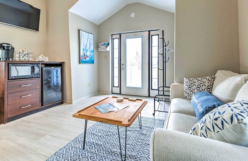 St. Martin Apartamento | One-of-a-Kind Lighthouse Studio w/ Bayou View