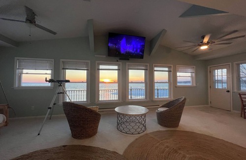 Blossvale Casa | One of a kind....THE BEACHSIDE VILLA WITH PRIVATE BEACH