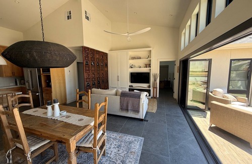 Concord Cabaña | One-of-a kind wine country style in law unit, bright open sanctuary getaway