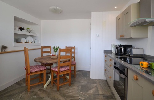 Chillenden Cabaña | One of a pair of tastefully converted stables sleeping 4, is set over 2 floors with a wealth of beam