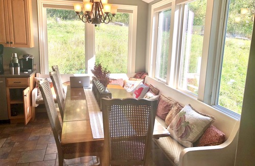 Ellicottville Casa | ¡Mira a los esquiadores desde tu balcón!