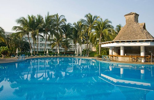 Playa Diamante Complejo | One or Two Bedroom Suite with kitchen by Vidanta