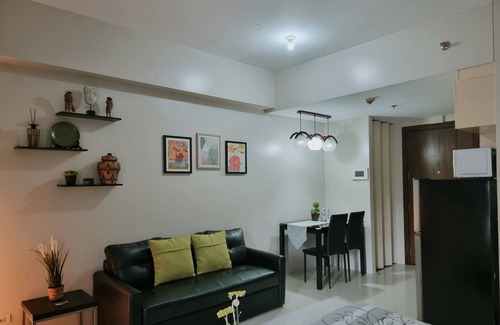 Pasay Apartamento | One Palm Tree Villas - Unit 3i and 3j