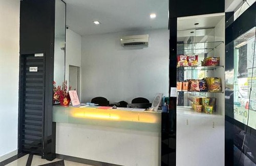 Kuching Hotel | One Point Hotel @ Airport (Kuching)