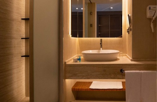 Mrezga Hotel | One Resort Premium