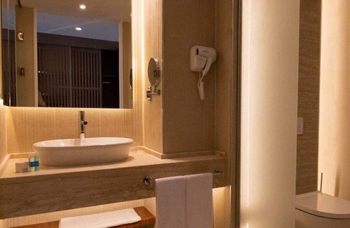 Mrezga Hotel | One Resort Premium