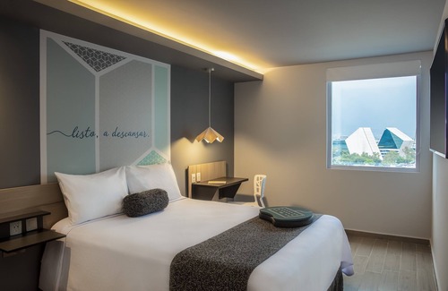 San Luis Potosí Hotel | One San Luis Potosi Glorieta Juarez