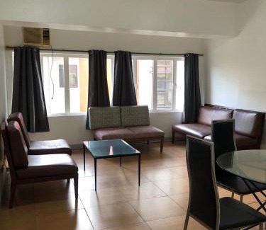 Pio del Pilar Apartamento | One Santillan Place Condominium