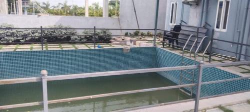 Khattalwada Hotel | ONE stop drive in