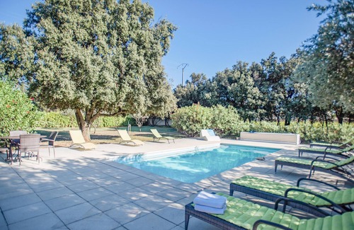 Sorgues Villa | One-storey villa with enclosed garden and swimming pool