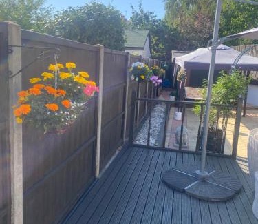 Tokyngton Casa | OneDouble room, one small double room, one en-suite studio room near to Wembley stadium