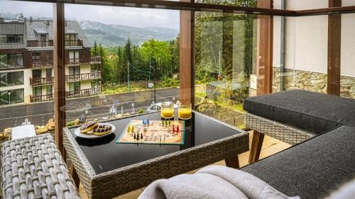 Swieradow-Zdroj Apartamento | OnHoliday Apartamenty Premium przy Gondoli ze strefą Wellness & Family, ul Strumykowa 7