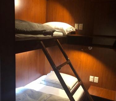 El Alto Hotel | Onkel Inn Airport Sleepbox