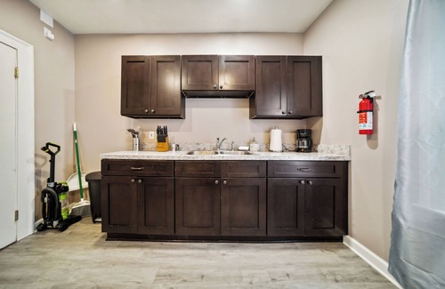 Old Brooklyn Casa | ONLY 10 min to Cleveland Clinic
