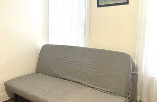 The Heights Apartamento | Only 2.3 Miles to NYC Entire Apt Clean & Cozy “At JC Heights”