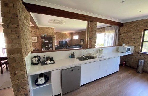 Witchcliffe Casa | Only 200m from the main swimming beach of Augusta