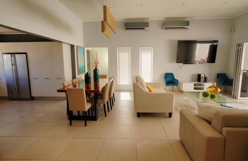 Esmeralda Villa | Don't take my word for it, read our latest review