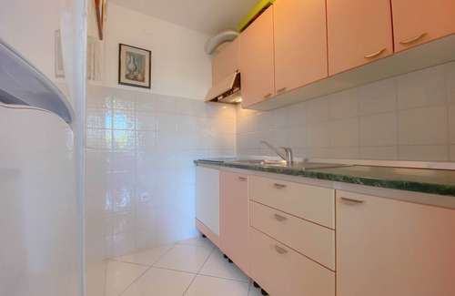 Zambratija Apartamento | A sólo 80 metros del mar Adriático azul con balcón privado, aire acondicionado, WiFi
