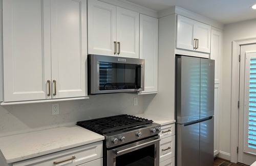 Crestline Heights Casa | Only the Best! 2 Bedroom 2 Full Bath Complete Remodel. High End Finishes!