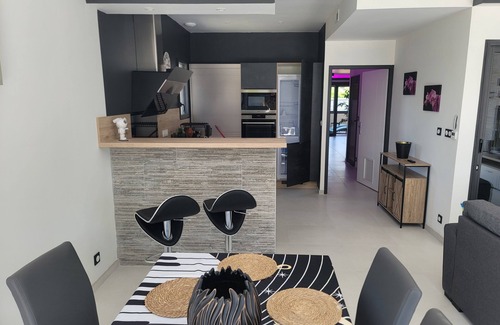 Castelsarrasin Apartamento | Only You Spa and Sauna
