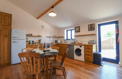 Sotherton Casa | Onna's Stable, Sotherton