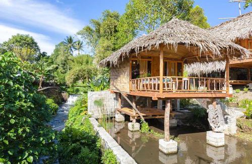 Tomohon Casa | Onong's Homestay & Cafe
