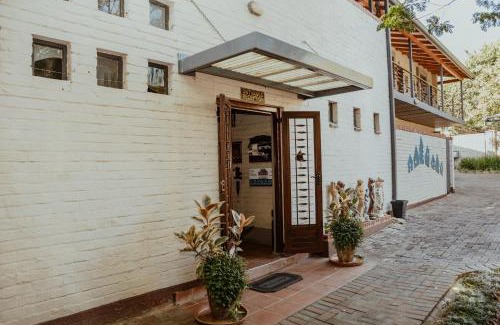 Rustenburg Casa | Ons Dorpshuis Guesthouse