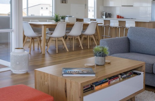 Middleton Casa | Retiro en tierra, Middleton (duerme 12)