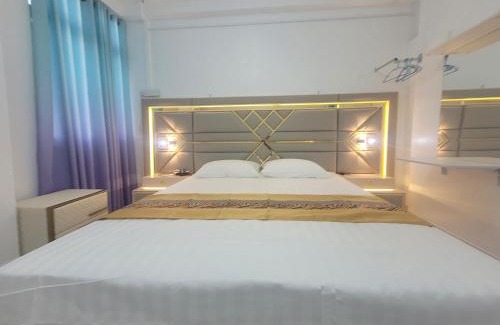 Male Casa | Ontrack Travel